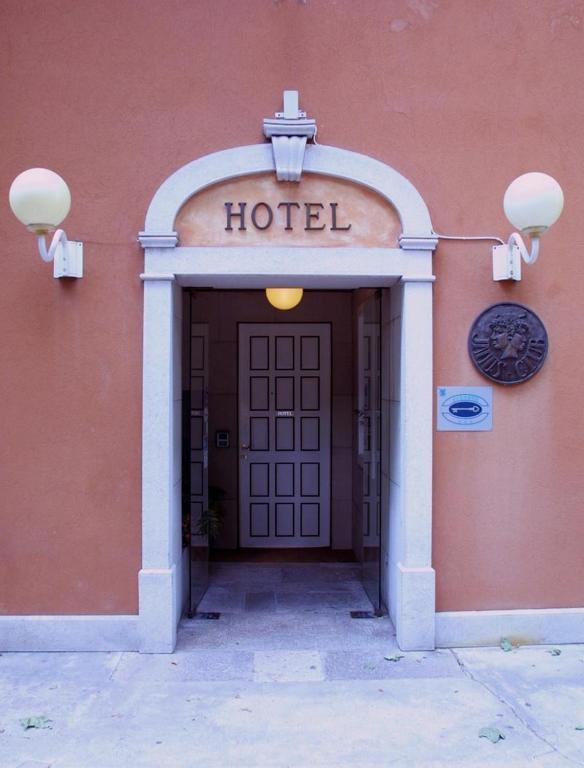 Doge Inn رونتشي دي ليجيوناري المظهر الخارجي الصورة